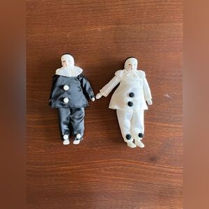 Rare Pierrot set. Soft bodied.